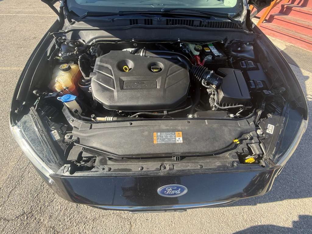 2017 Ford Fusion Image 16