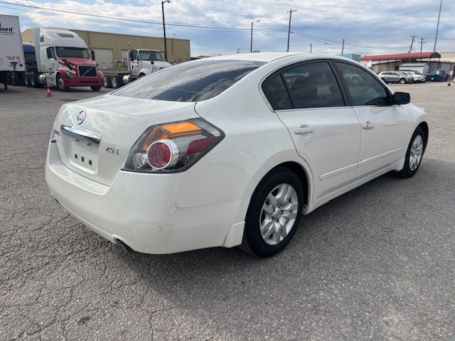 2012 Nissan Altima Image 6