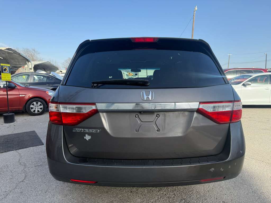 2012 Honda Odyssey Image 5