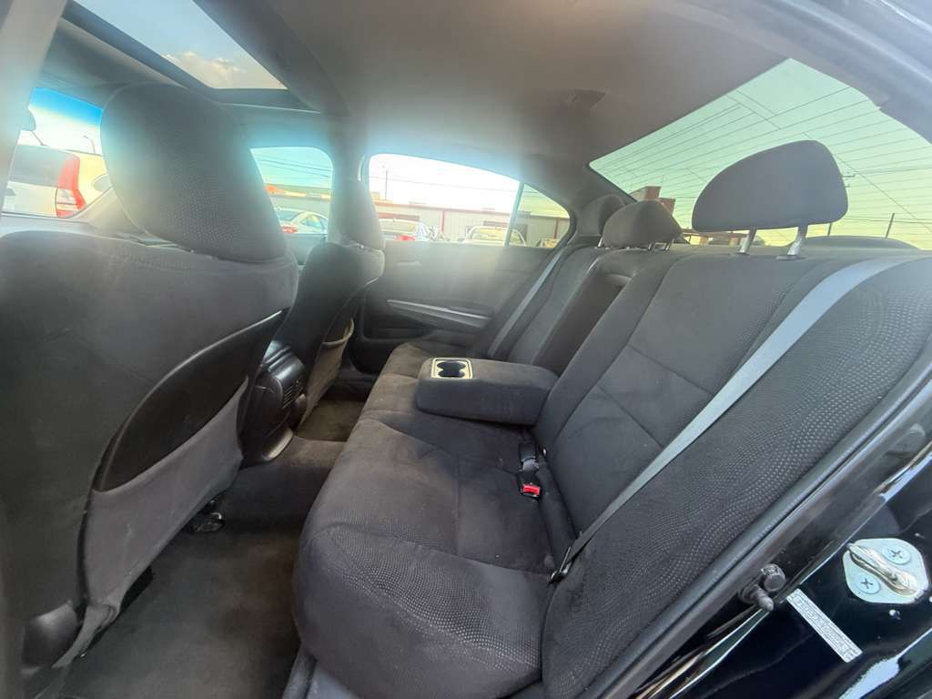 2010 Honda Accord Image 13