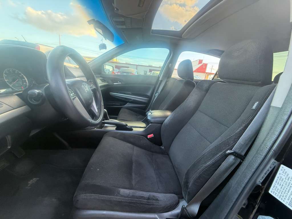 2010 Honda Accord Image 14