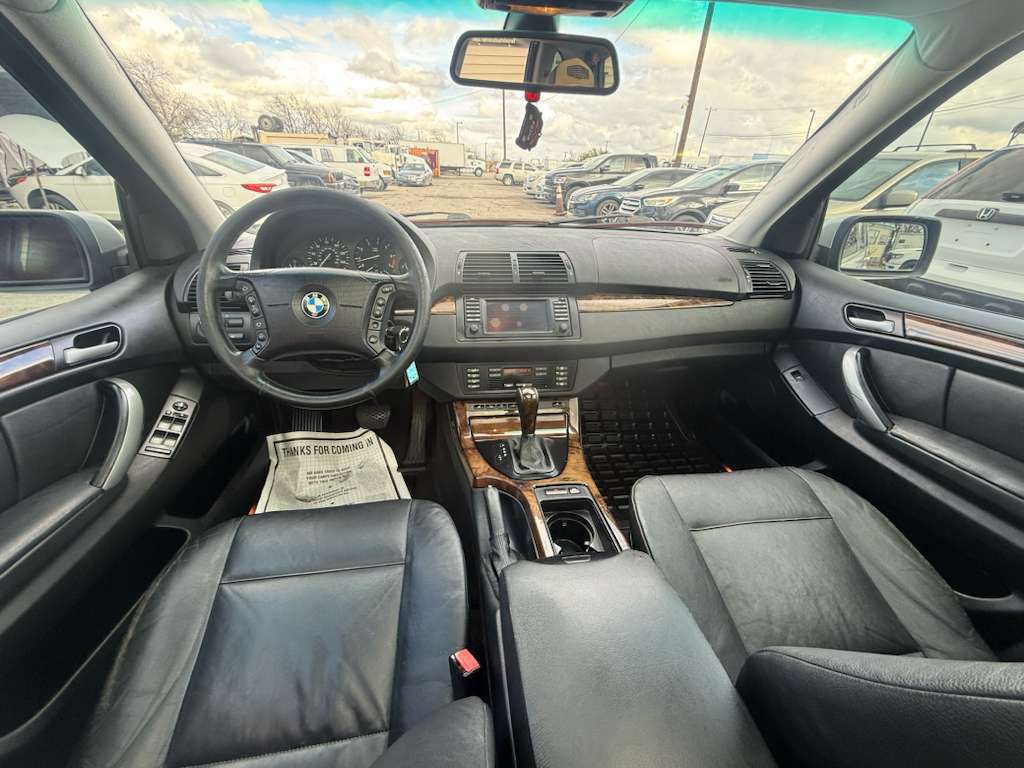 2005 BMW X5 Image 15