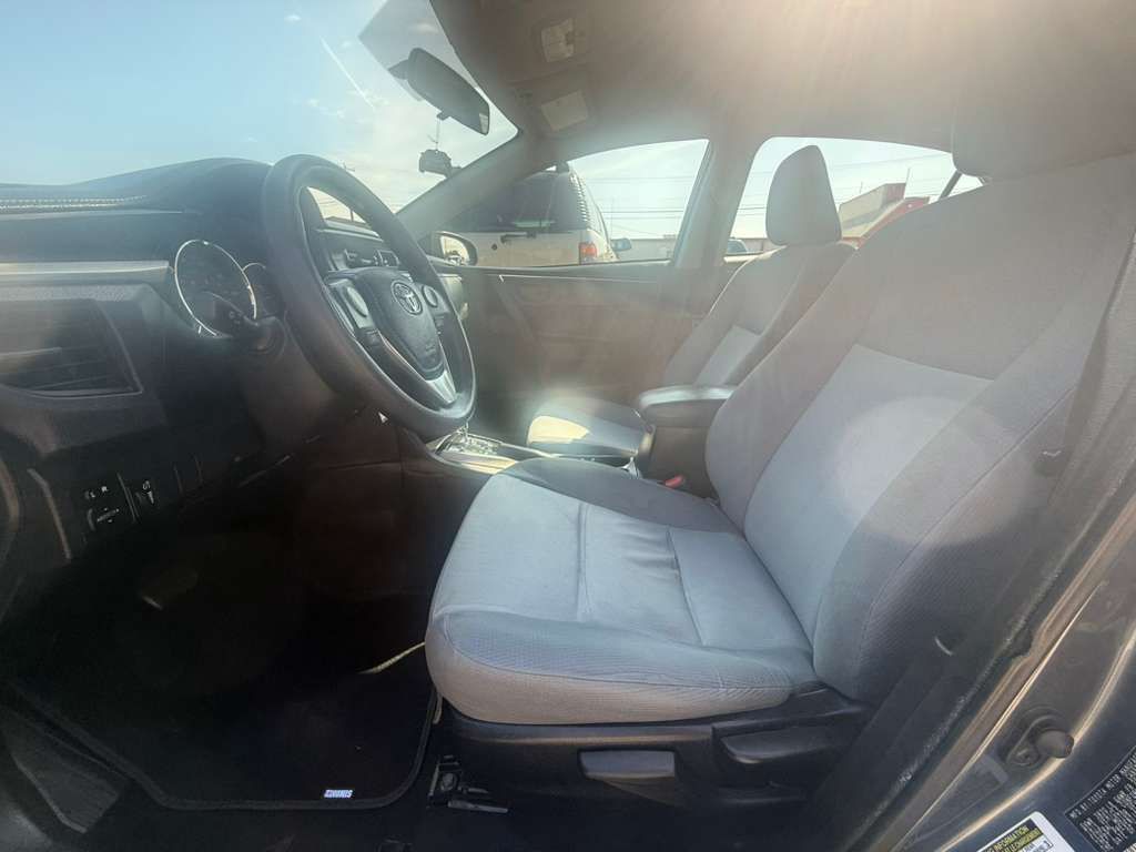 2014 Toyota Corolla Image 11