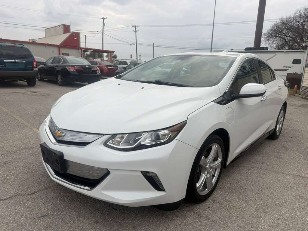 2017 Chevrolet Volt Image 3