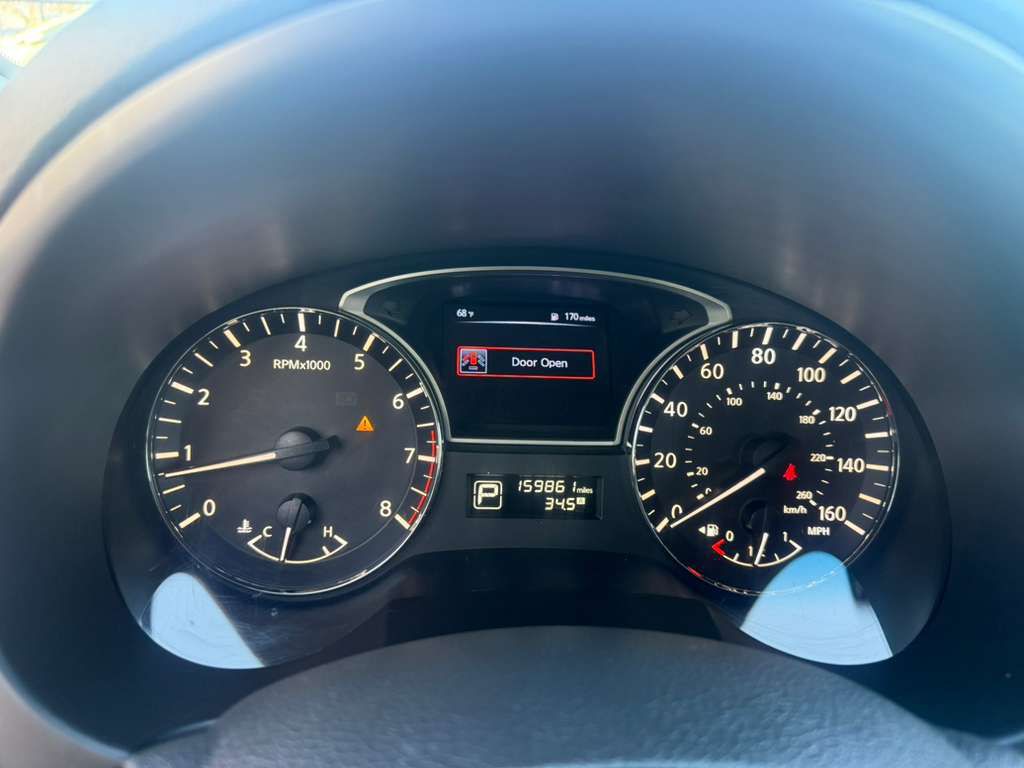 2015 Nissan Altima Image 9