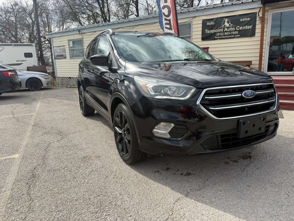 2017 Ford Escape Image 2