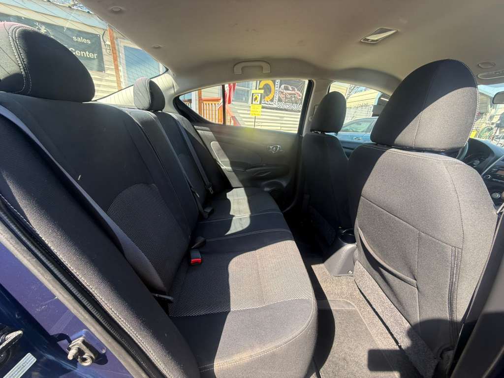 2014 Nissan Versa Image 13