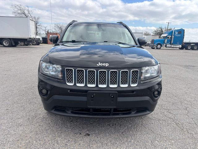 2016 Jeep Compass Image 1