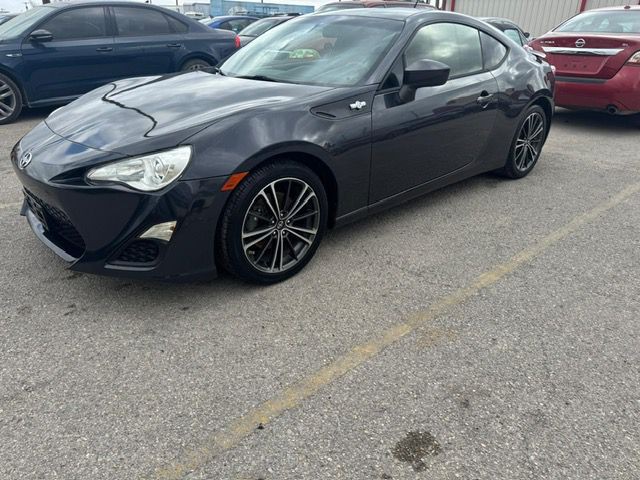 2013 Scion FR-S Image 2