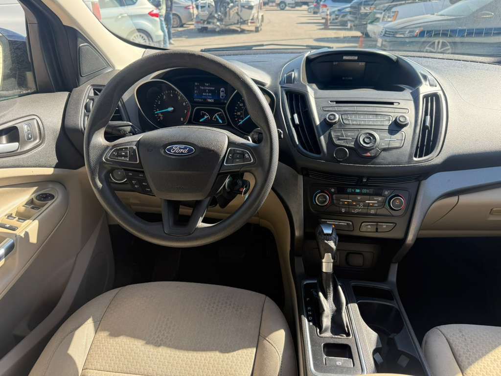2017 Ford Escape Image 10