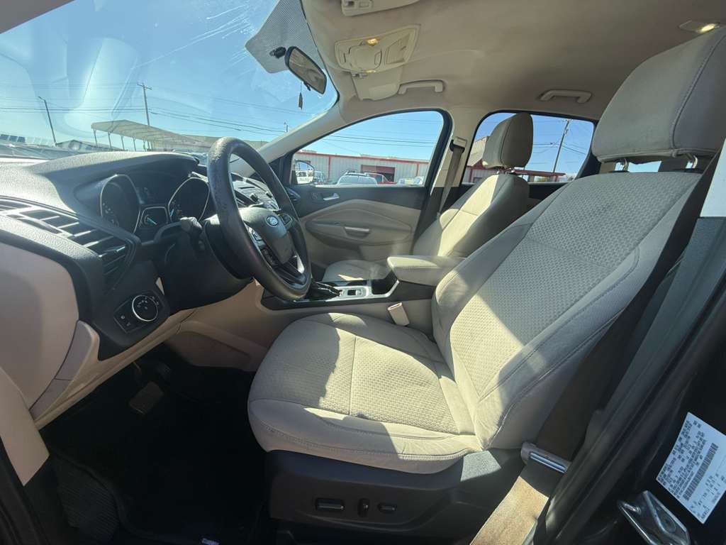 2017 Ford Escape Image 12