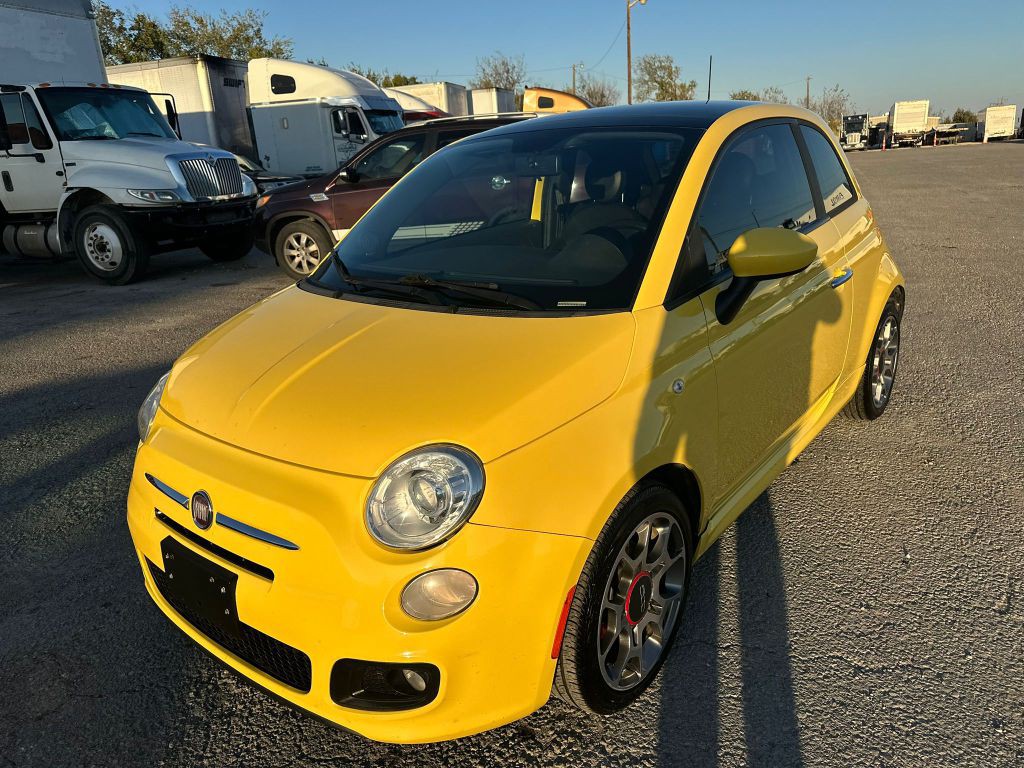 2014 FIAT 500L Image 3