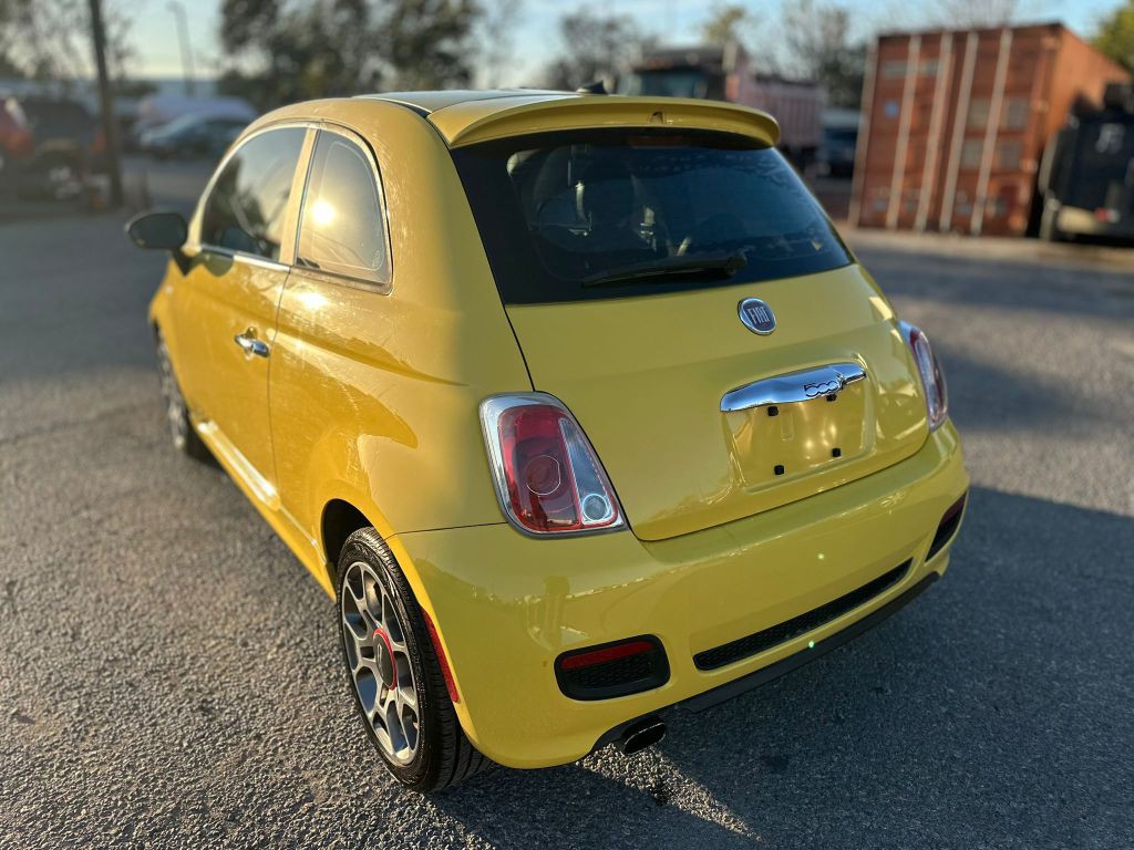 2014 FIAT 500L Image 6