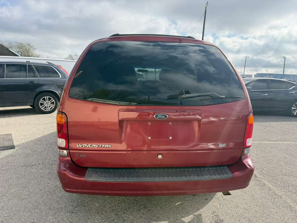 2002 Ford Windstar Image 4