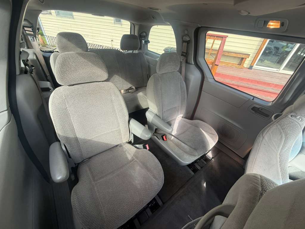 2002 Ford Windstar Image 16