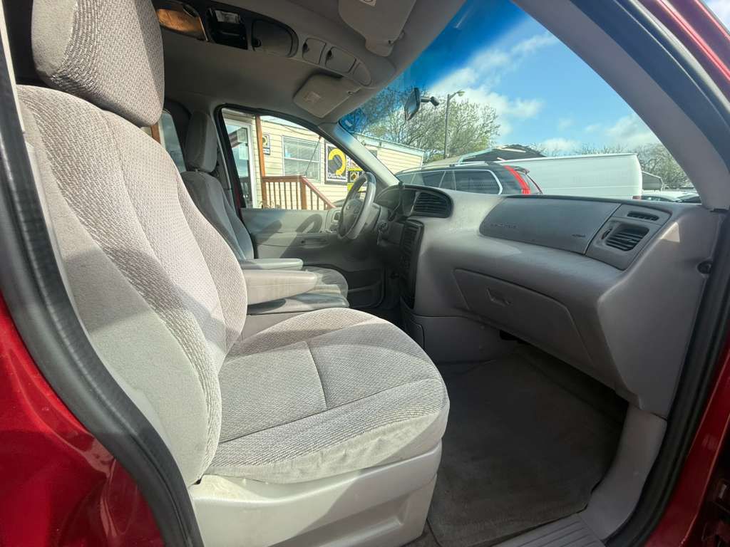 2002 Ford Windstar Image 17