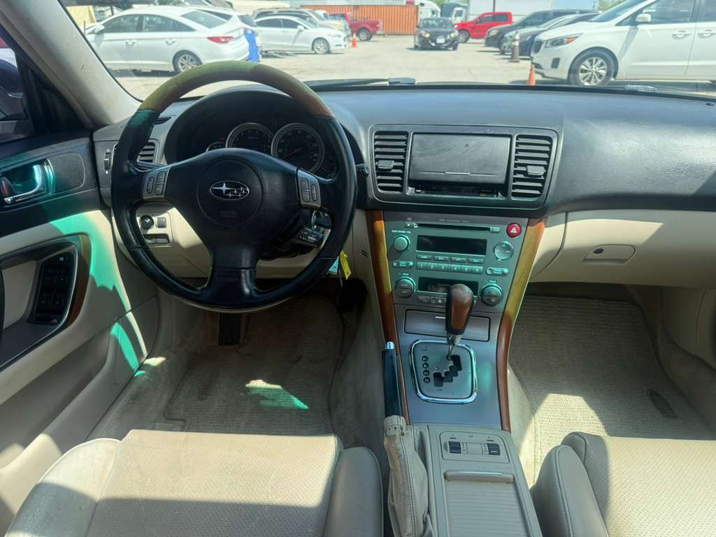 2005 Subaru Outback Image 11
