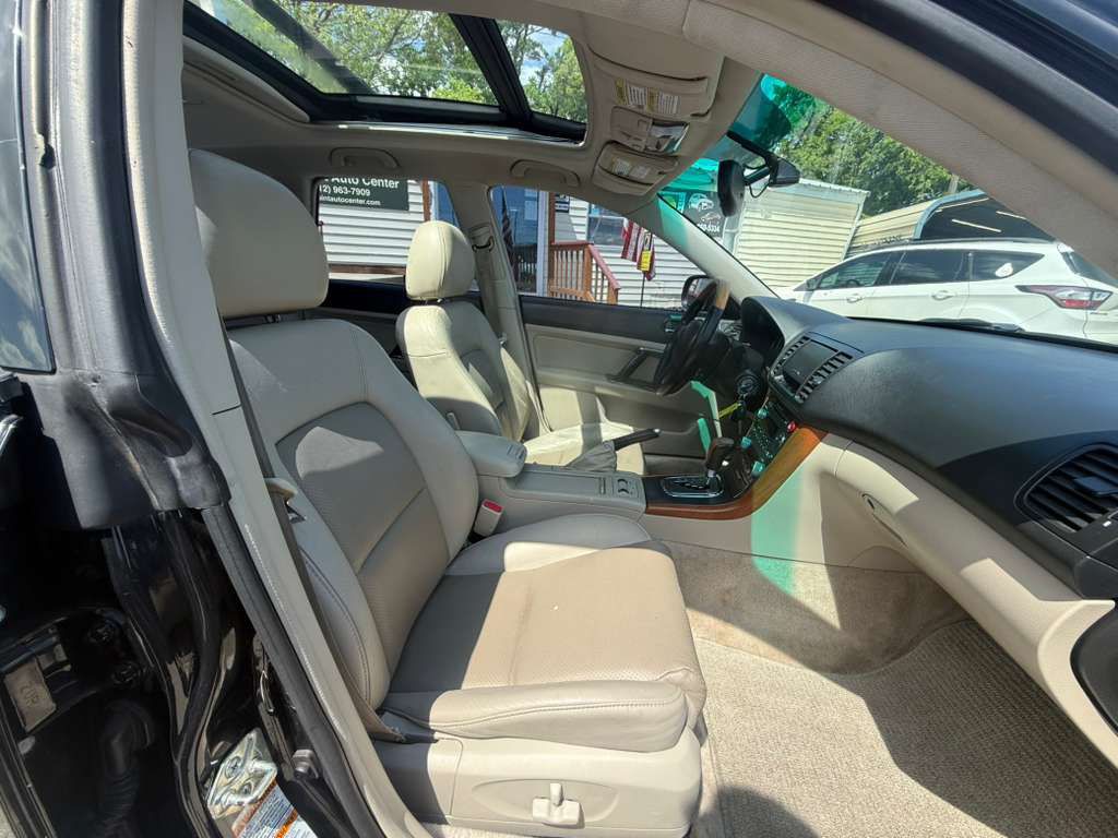 2005 Subaru Outback Image 12