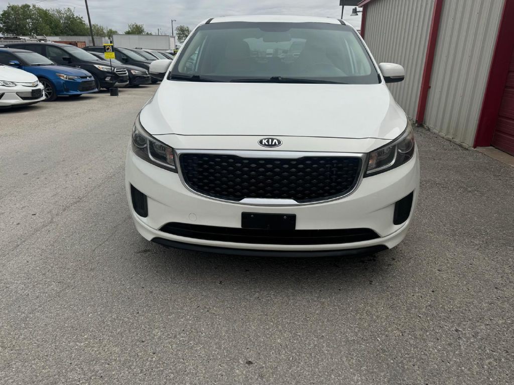 2016 Kia Sedona Image 1
