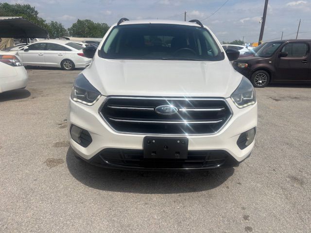 2017 Ford Escape Image 1