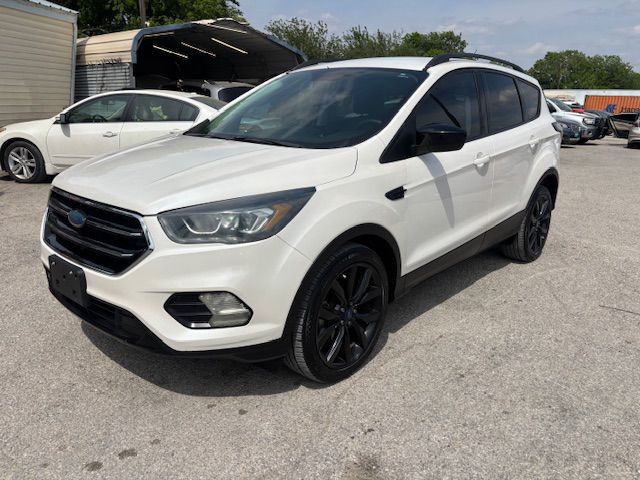 2017 Ford Escape Image 3