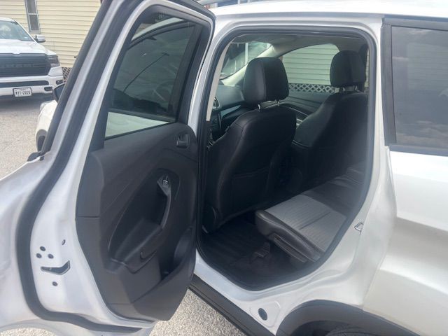 2017 Ford Escape Image 12