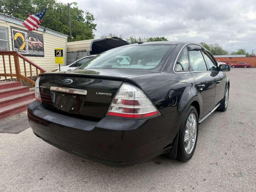 2009 Ford Taurus Image 5