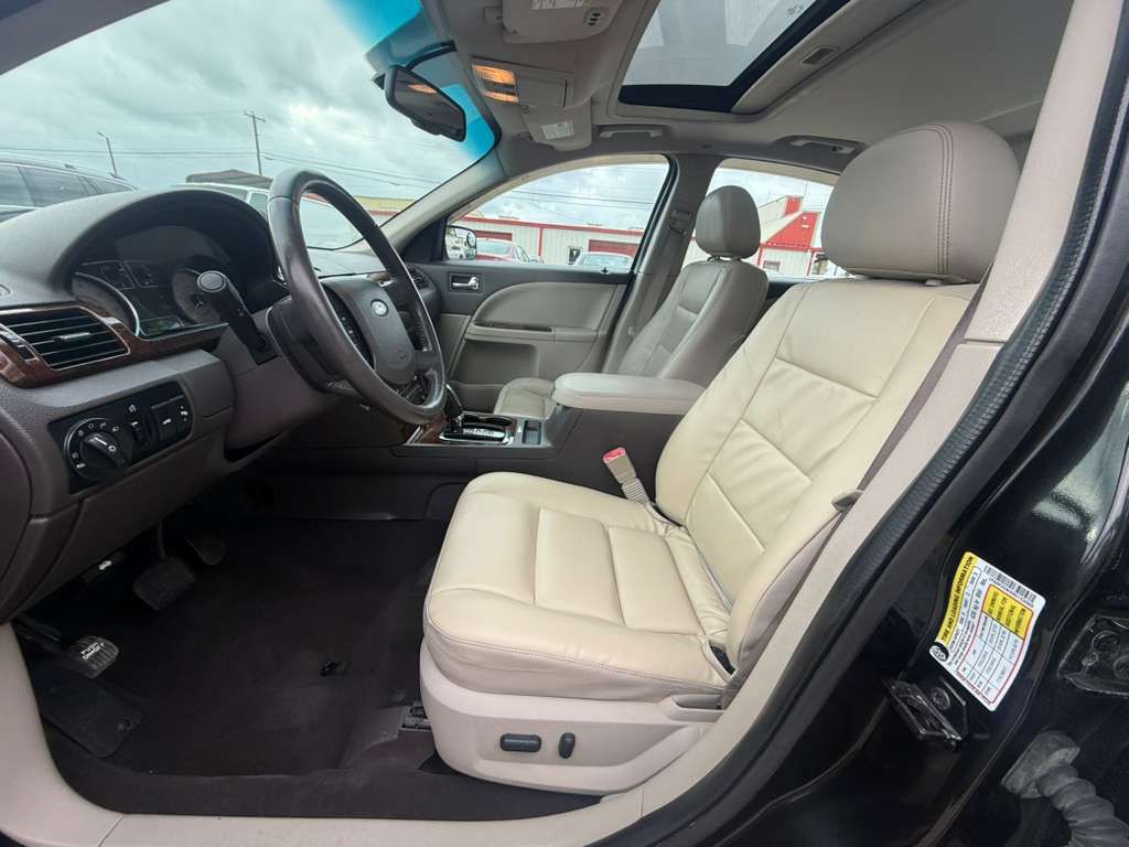 2009 Ford Taurus Image 9