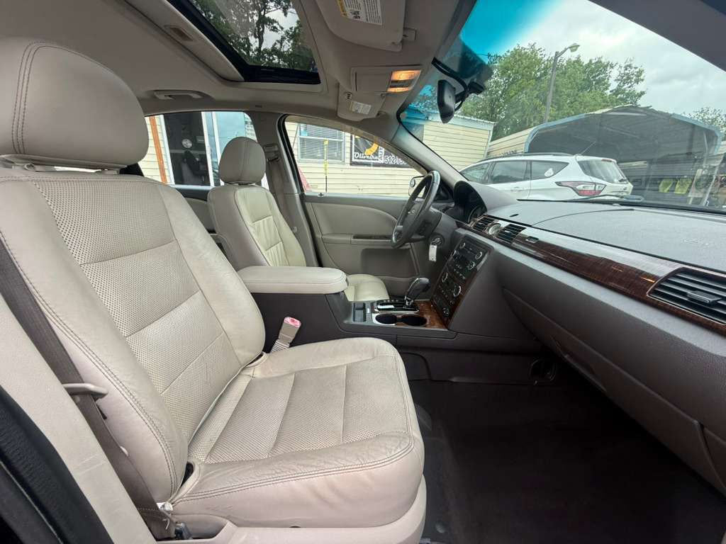 2009 Ford Taurus Image 13