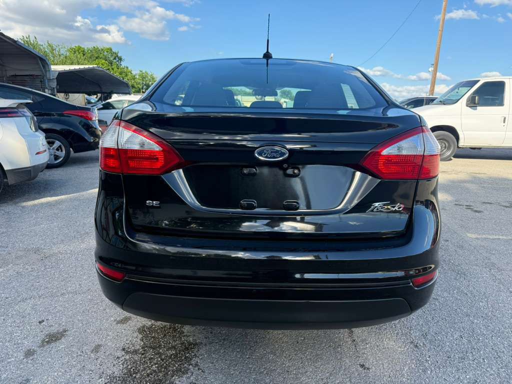 2018 Ford Fiesta Image 4