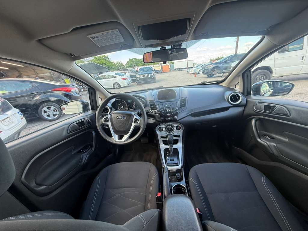 2018 Ford Fiesta Image 11