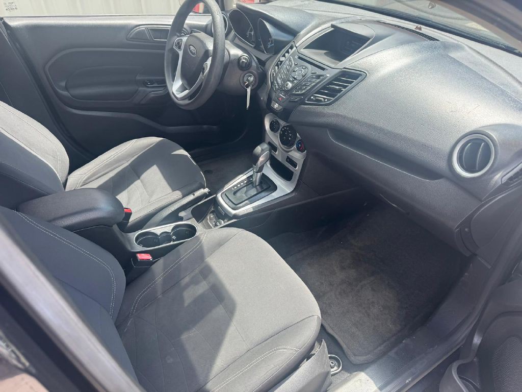 2018 Ford Fiesta Image 18