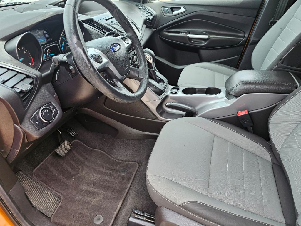 2016 Ford Escape Image 11