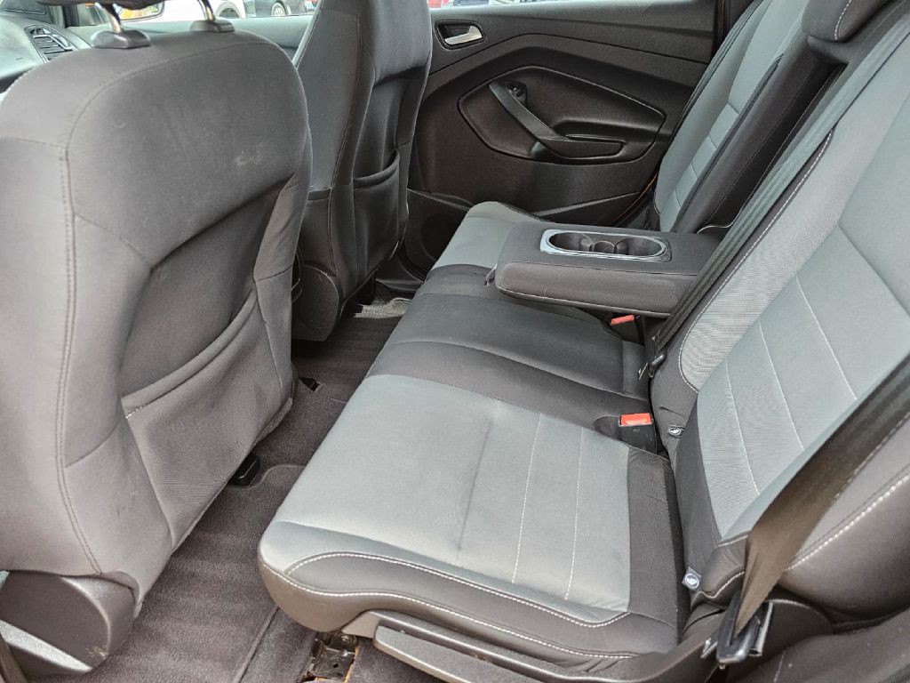 2016 Ford Escape Image 17