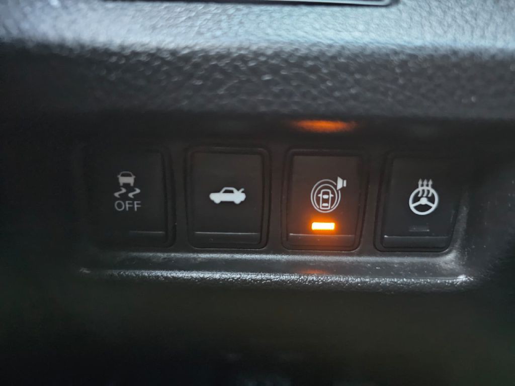 2015 Nissan Altima Image 9
