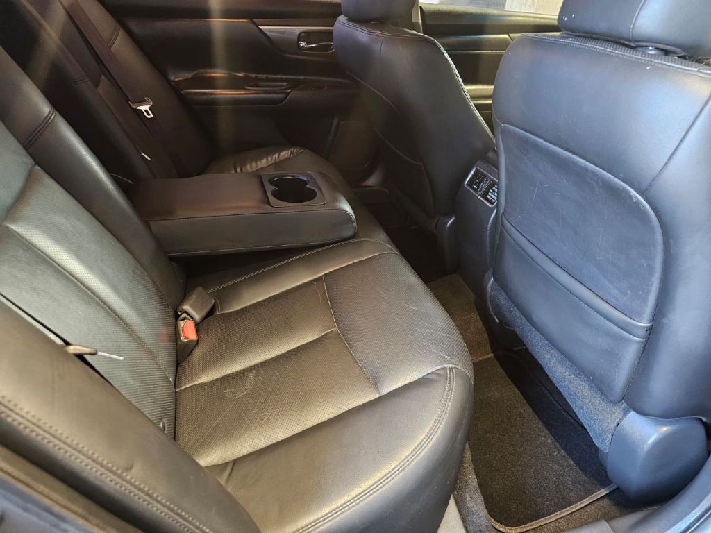 2015 Nissan Altima Image 16