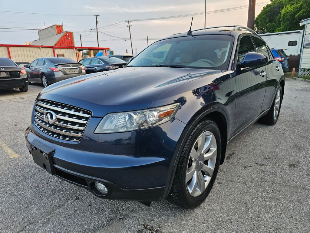 2005 INFINITI FX35 Image 3