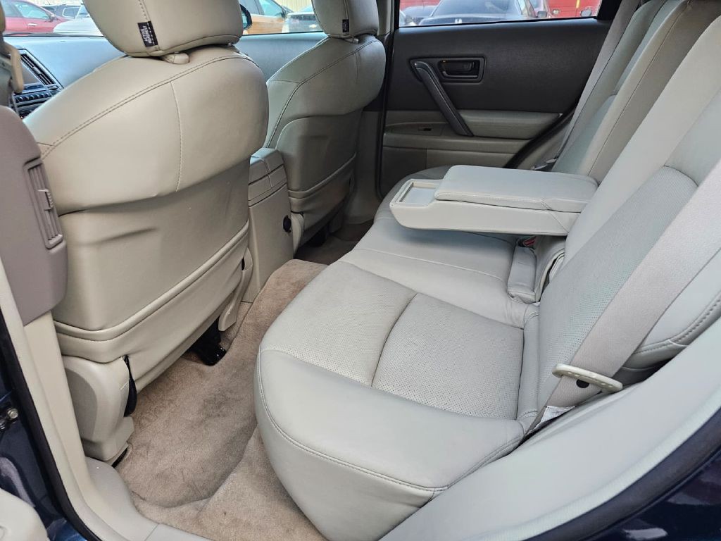 2005 INFINITI FX35 Image 16