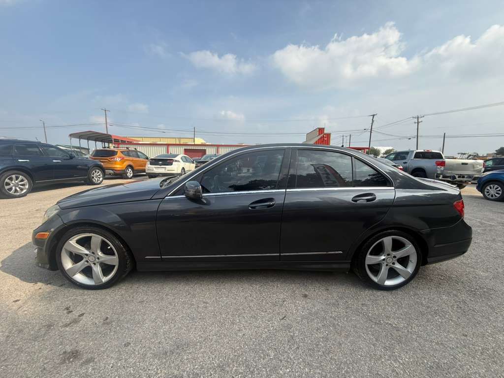 2014 Mercedes-Benz C-Class Image 8