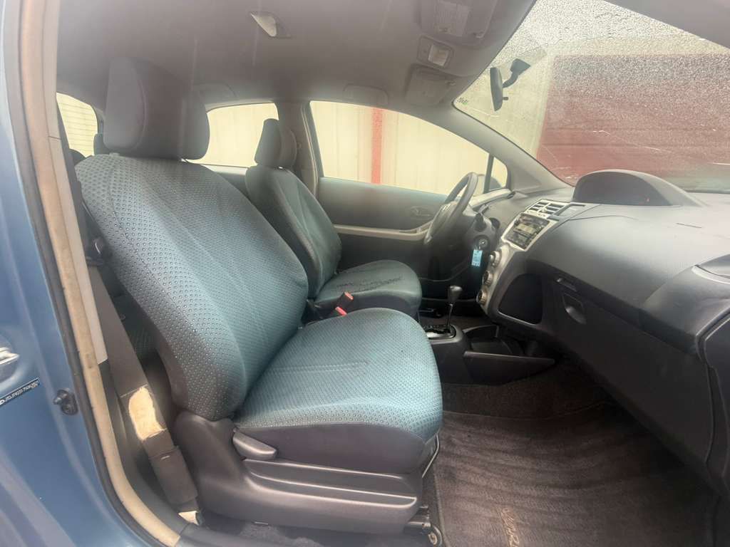 2007 Toyota Yaris Image 8