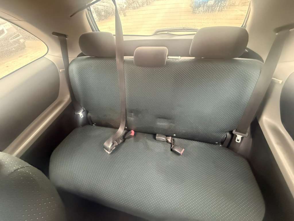 2007 Toyota Yaris Image 10