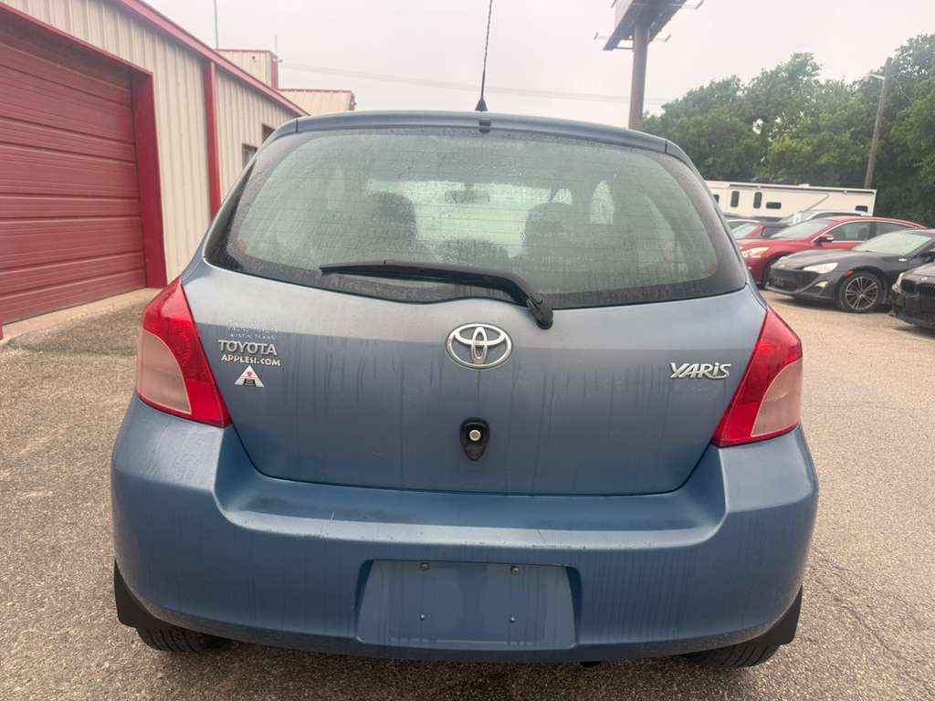 2007 Toyota Yaris Image 11