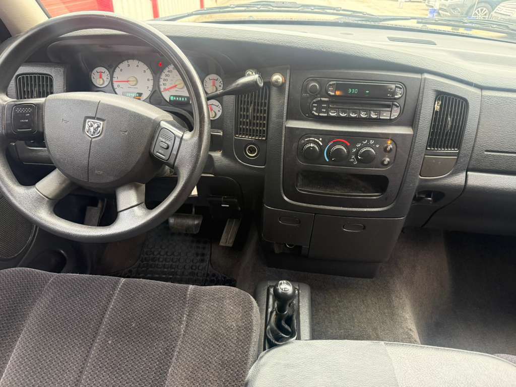 2005 Dodge Ram 1500 Image 9
