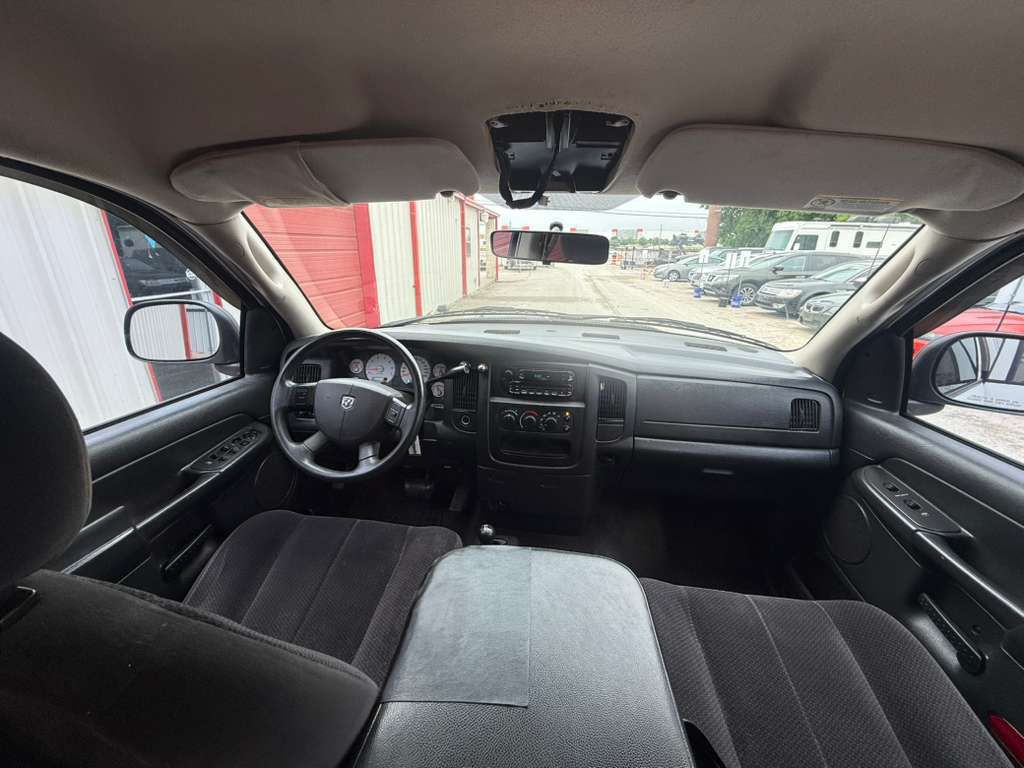 2005 Dodge Ram 1500 Image 11