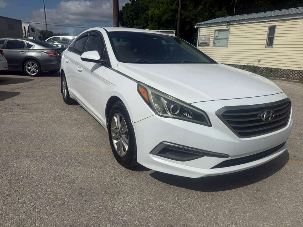 2015 Hyundai Sonata Image 3