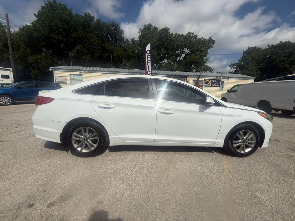 2015 Hyundai Sonata Image 5