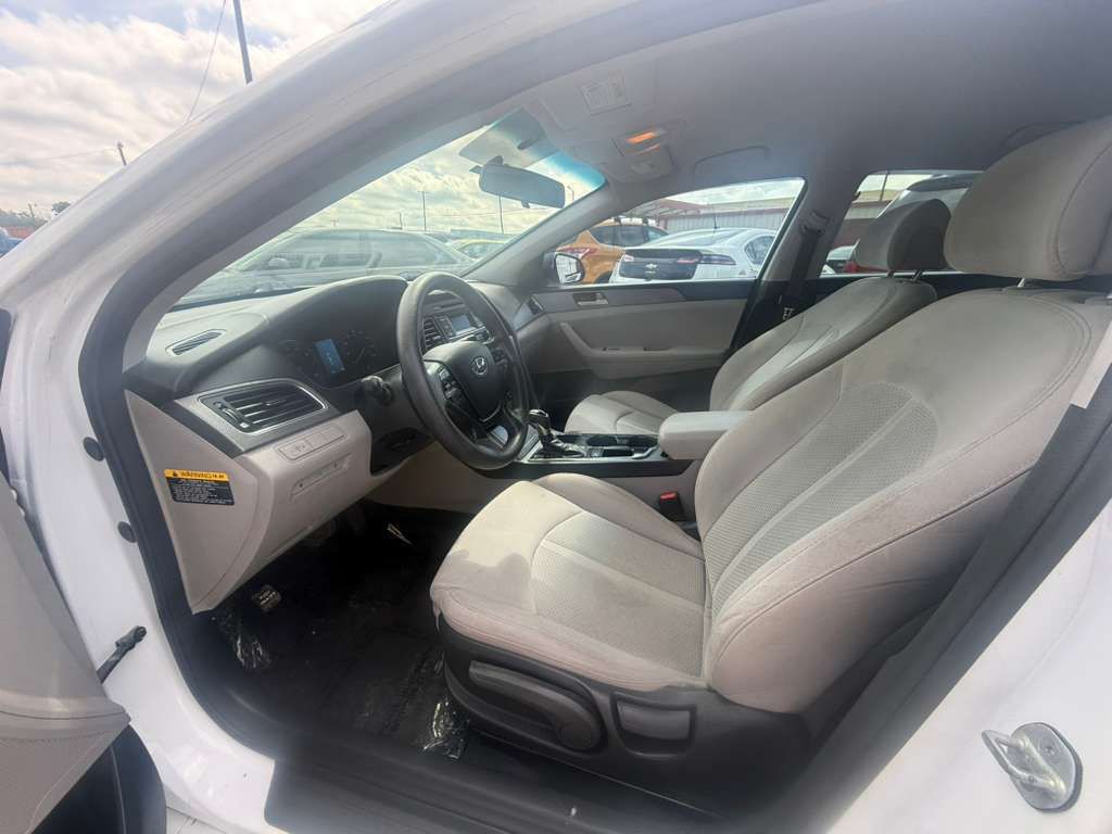 2015 Hyundai Sonata Image 10