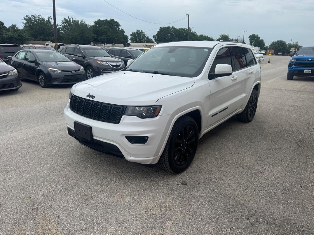 2017 Jeep Grand Cherokee Image 4