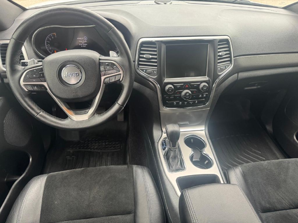 2017 Jeep Grand Cherokee Image 8