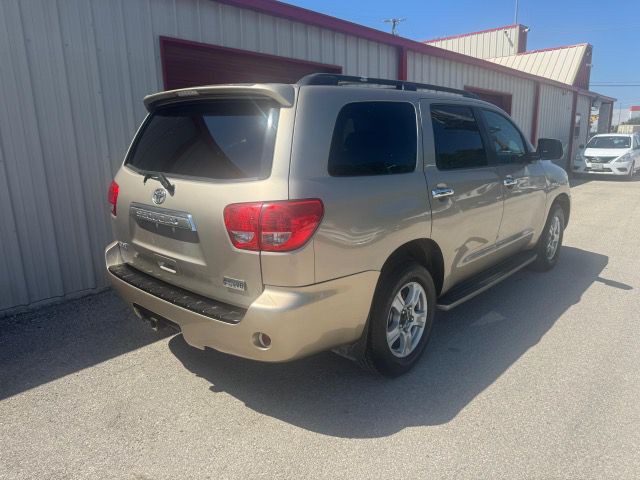 2008 Toyota Sequoia Image 4